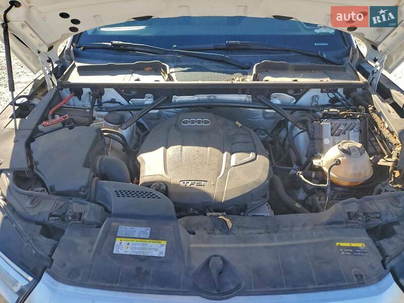 Внедорожник / Кроссовер Audi Q5 2018 в Ивано-Франковске