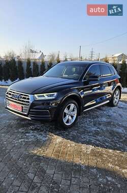 Позашляховик / Кросовер Audi Q5 2019 в Яворові