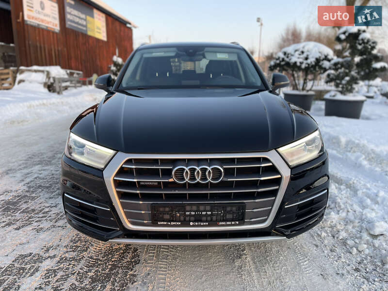 Внедорожник / Кроссовер Audi Q5 2018 в Луцке