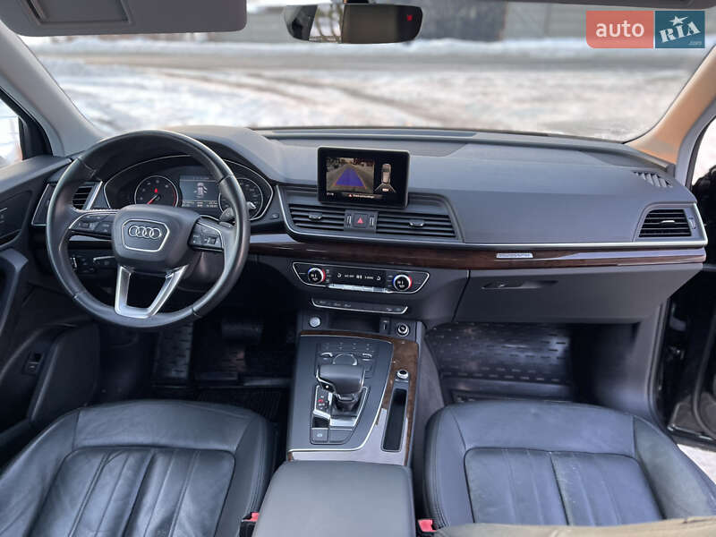 Внедорожник / Кроссовер Audi Q5 2018 в Луцке