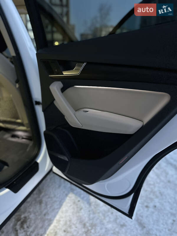 Внедорожник / Кроссовер Audi Q5 2018 в Чернигове