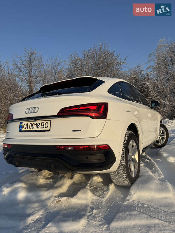 Внедорожник / Кроссовер Audi Q5 2023 в Киеве