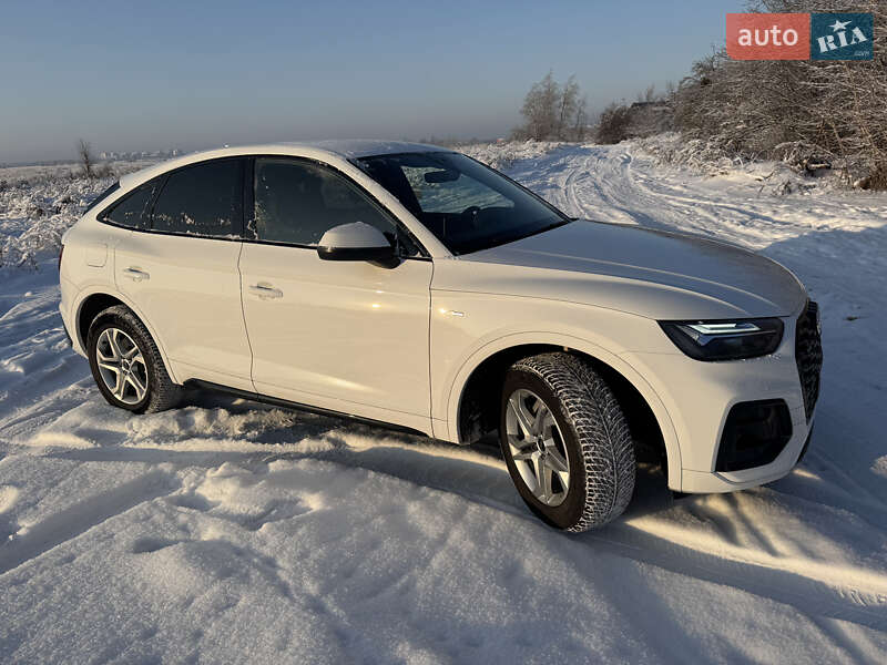 Внедорожник / Кроссовер Audi Q5 2023 в Киеве