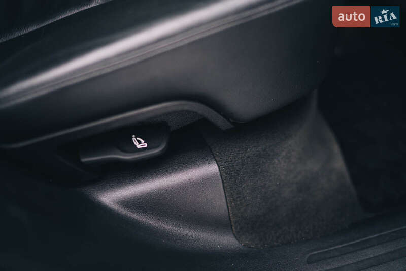 Внедорожник / Кроссовер Audi Q5 2012 в Луцке