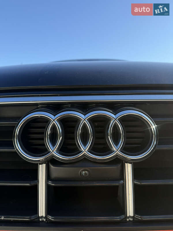 Внедорожник / Кроссовер Audi Q5 2020 в Львове