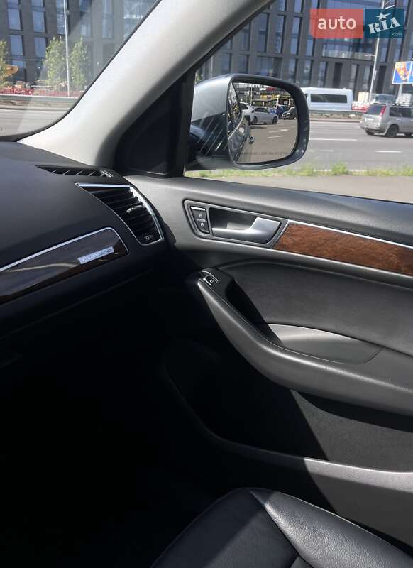 Внедорожник / Кроссовер Audi Q5 2015 в Львове