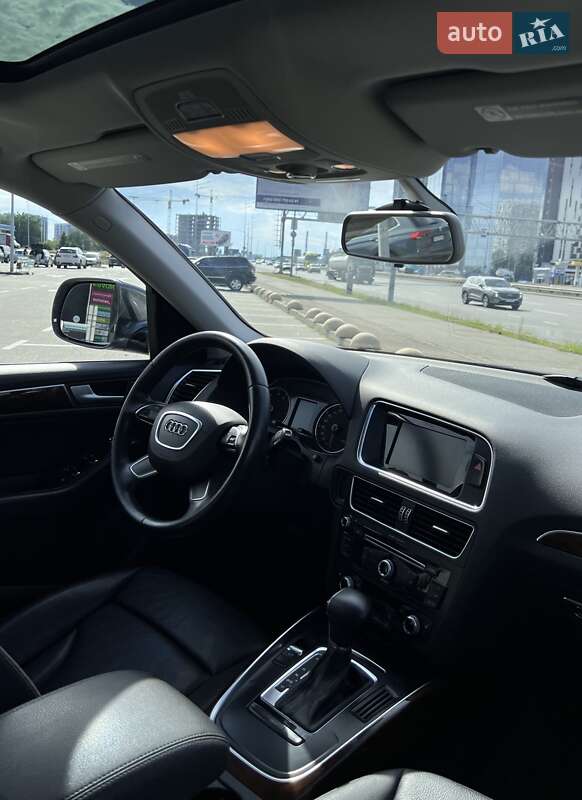 Внедорожник / Кроссовер Audi Q5 2015 в Львове