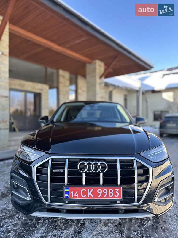Внедорожник / Кроссовер Audi Q5 2021 в Львове