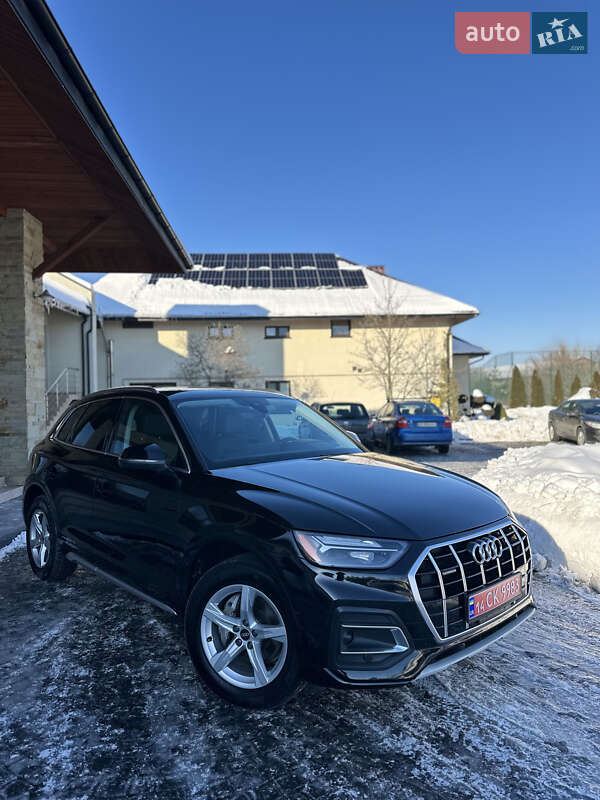 Внедорожник / Кроссовер Audi Q5 2021 в Львове