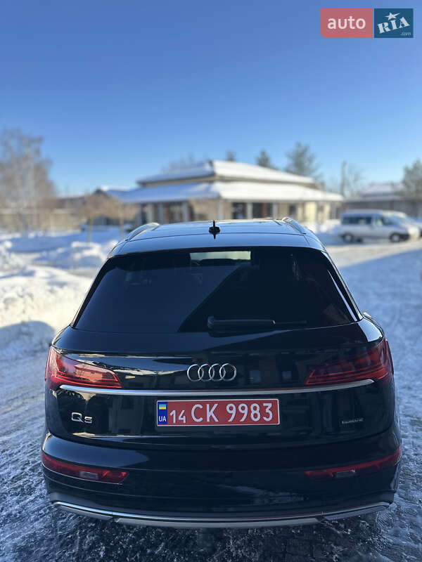 Внедорожник / Кроссовер Audi Q5 2021 в Львове
