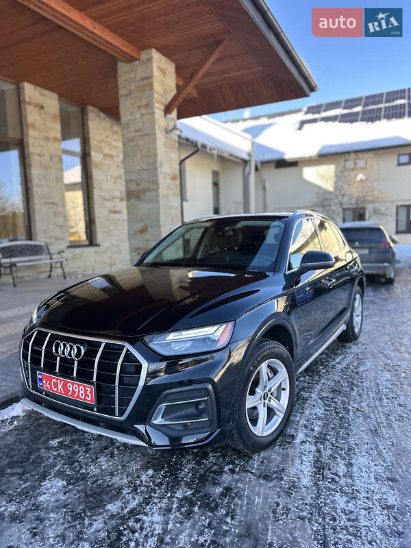 Внедорожник / Кроссовер Audi Q5 2021 в Львове
