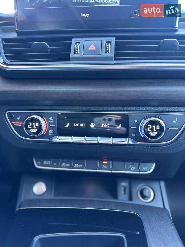 Внедорожник / Кроссовер Audi Q5 2021 в Львове