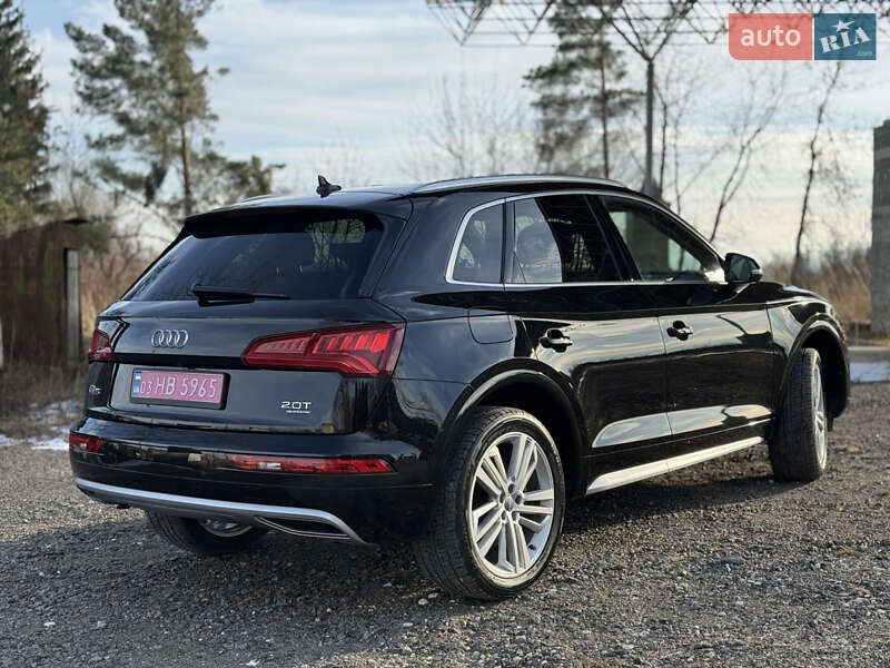 Внедорожник / Кроссовер Audi Q5 2018 в Самборе