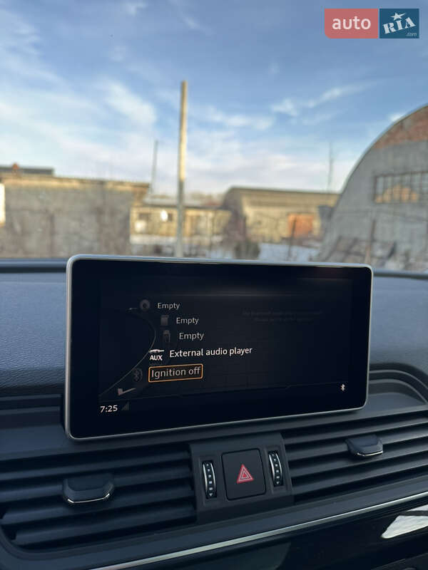 Внедорожник / Кроссовер Audi Q5 2018 в Самборе