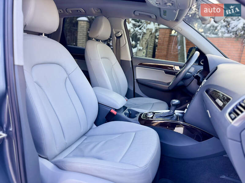 Внедорожник / Кроссовер Audi Q5 2013 в Киеве