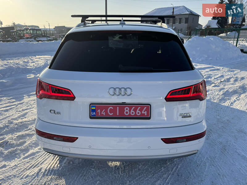 Внедорожник / Кроссовер Audi Q5 2018 в Луцке
