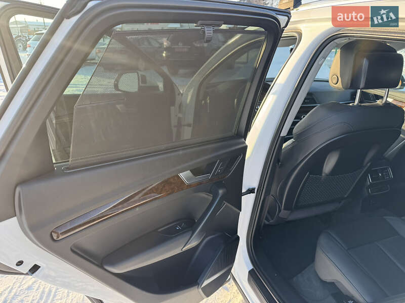 Внедорожник / Кроссовер Audi Q5 2018 в Луцке