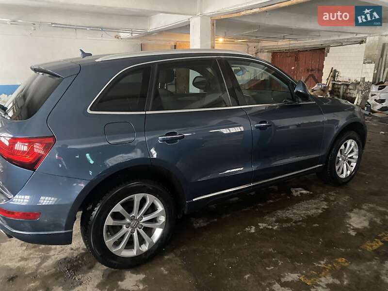 Внедорожник / Кроссовер Audi Q5 2015 в Луцке