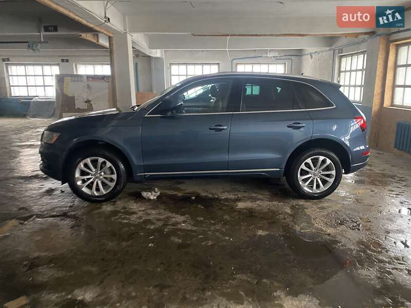 Внедорожник / Кроссовер Audi Q5 2015 в Луцке