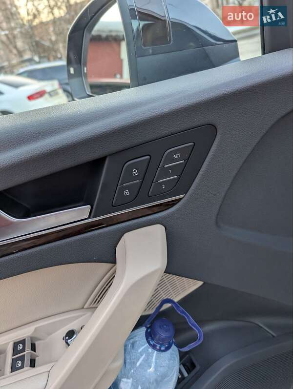 Позашляховик / Кросовер Audi Q5 2017 в Львові фото 14 Позашляховик / Кросовер Audi Q5 2017 в Львові