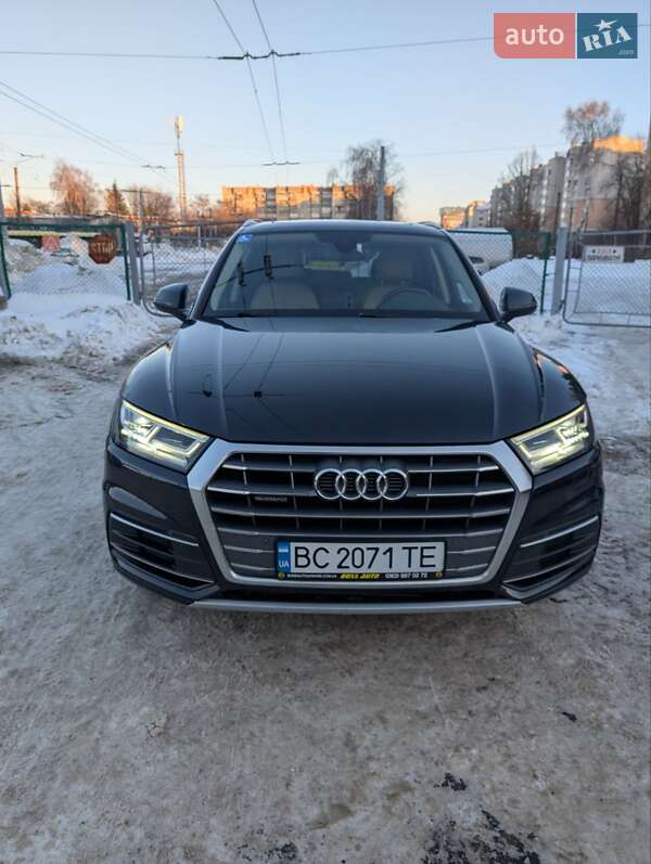 Позашляховик / Кросовер Audi Q5 2017 в Львові фото Позашляховик / Кросовер Audi Q5 2017 в Львові