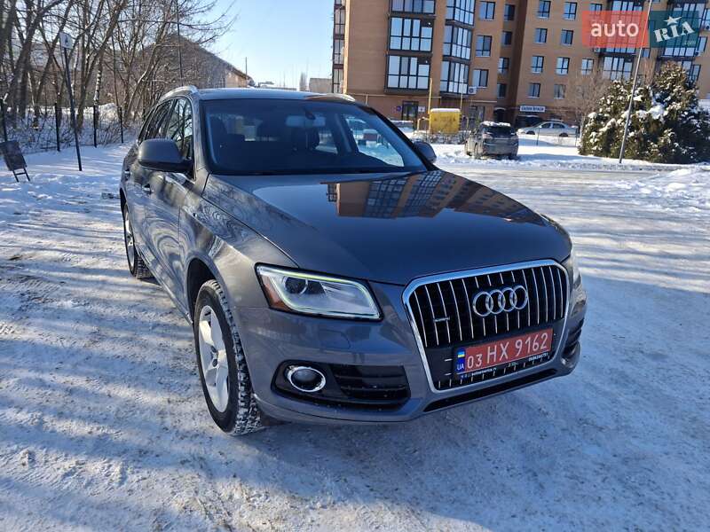 Внедорожник / Кроссовер Audi Q5 2014 в Каменец-Подольском