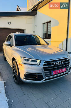 Позашляховик / Кросовер Audi Q5 2018 в Стрию