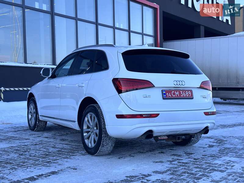 Внедорожник / Кроссовер Audi Q5 2013 в Тернополе