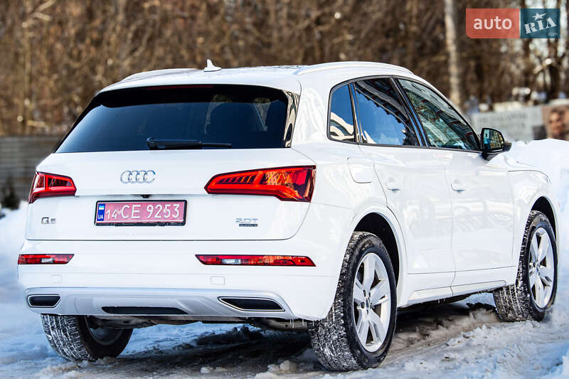 Внедорожник / Кроссовер Audi Q5 2018 в Львове