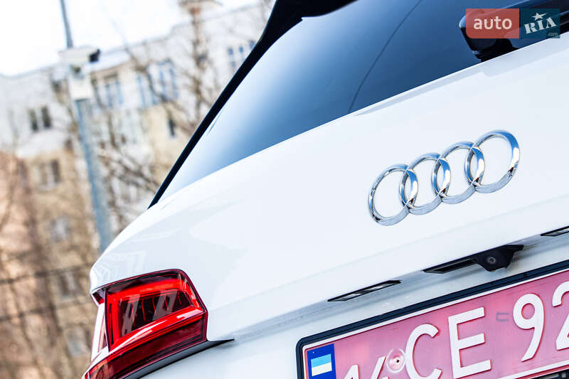 Внедорожник / Кроссовер Audi Q5 2018 в Львове