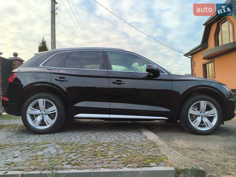 Позашляховик / Кросовер Audi Q5 2018 в Костопілі