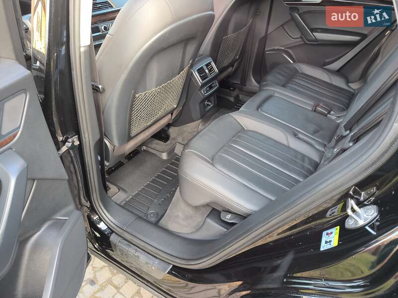 Позашляховик / Кросовер Audi Q5 2018 в Костопілі