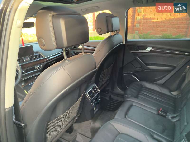 Позашляховик / Кросовер Audi Q5 2018 в Костопілі