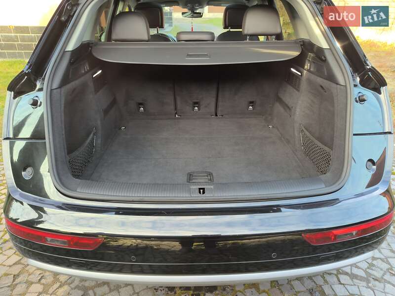 Позашляховик / Кросовер Audi Q5 2018 в Костопілі