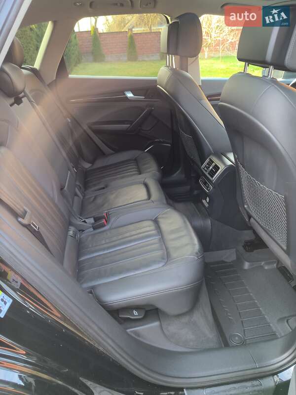 Позашляховик / Кросовер Audi Q5 2018 в Костопілі