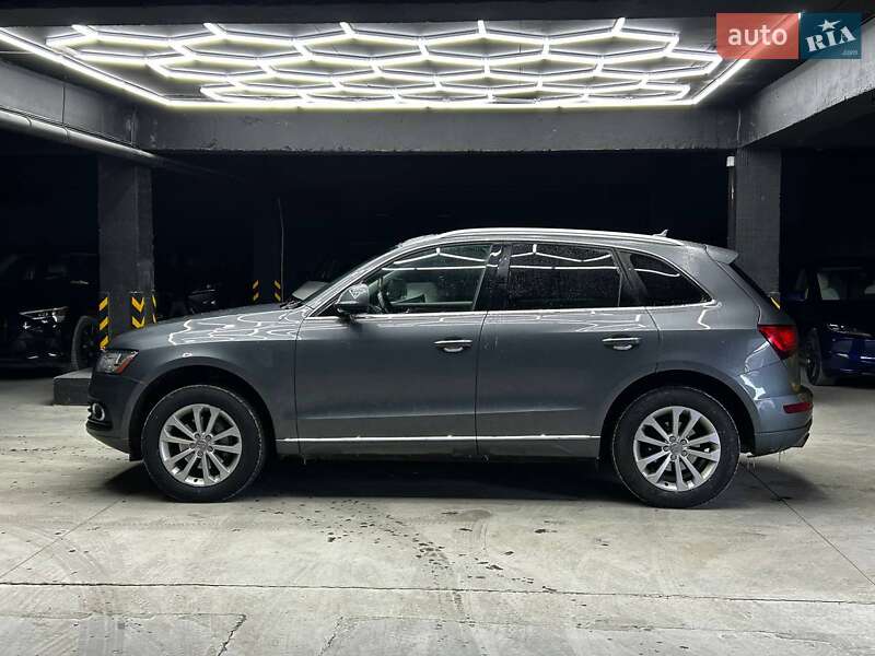 Внедорожник / Кроссовер Audi Q5 2016 в Черновцах