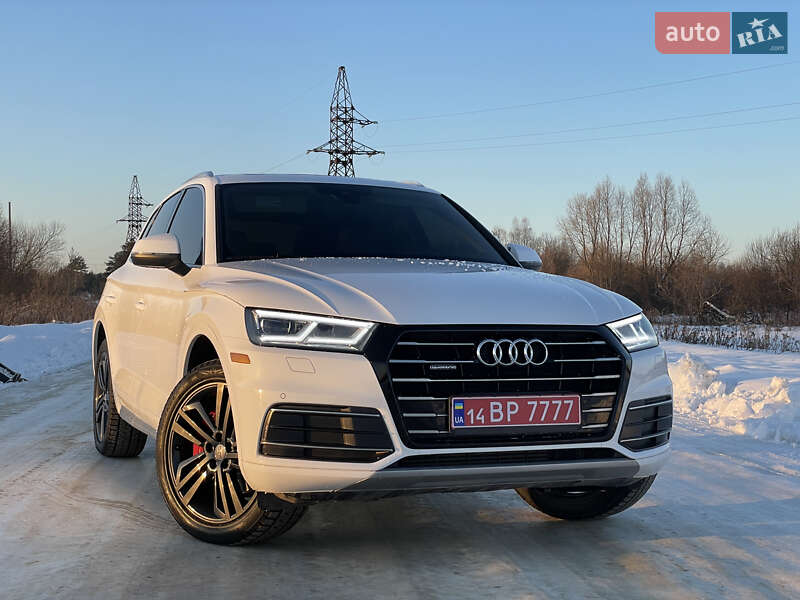 Позашляховик / Кросовер Audi Q5 2018 в Львові