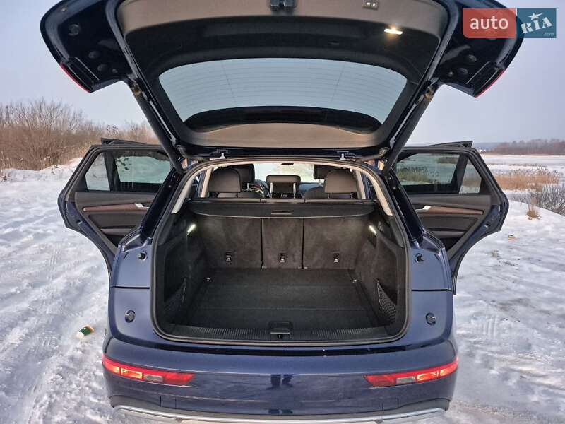 Внедорожник / Кроссовер Audi Q5 2020 в Львове фото 11 Внедорожник / Кроссовер Audi Q5 2020 в Львове