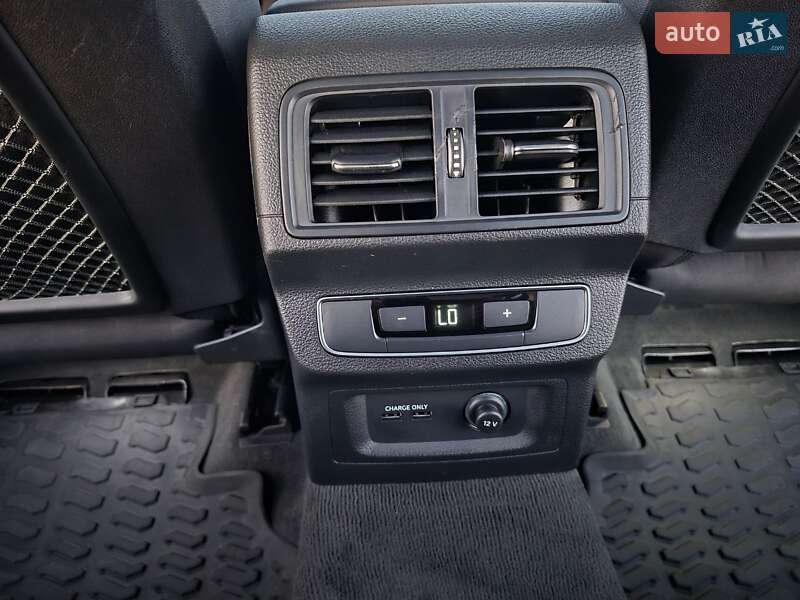 Внедорожник / Кроссовер Audi Q5 2020 в Львове фото 12 Внедорожник / Кроссовер Audi Q5 2020 в Львове