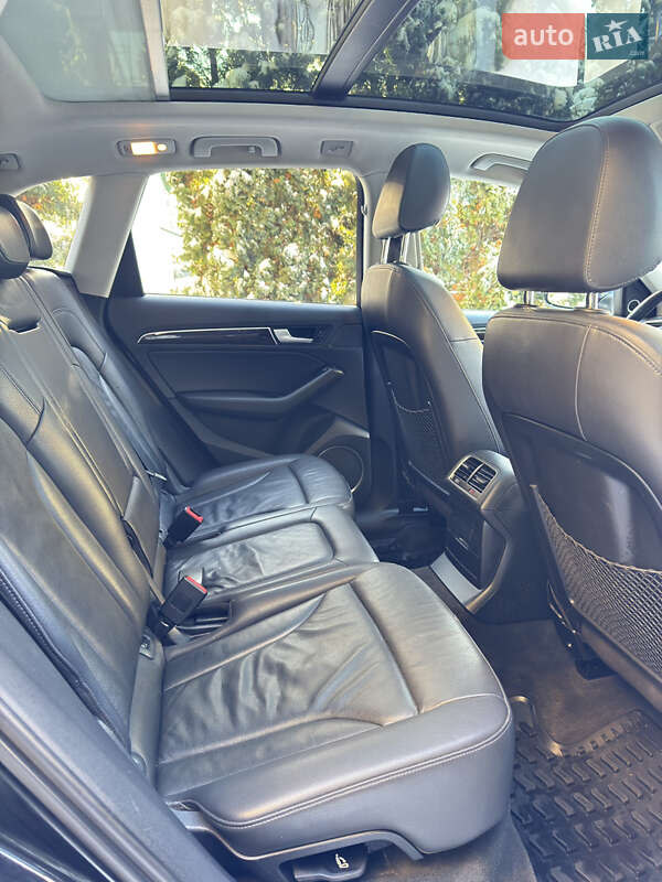 Внедорожник / Кроссовер Audi Q5 2013 в Киеве