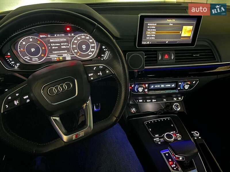 Позашляховик / Кросовер Audi Q5 2018 в Києві