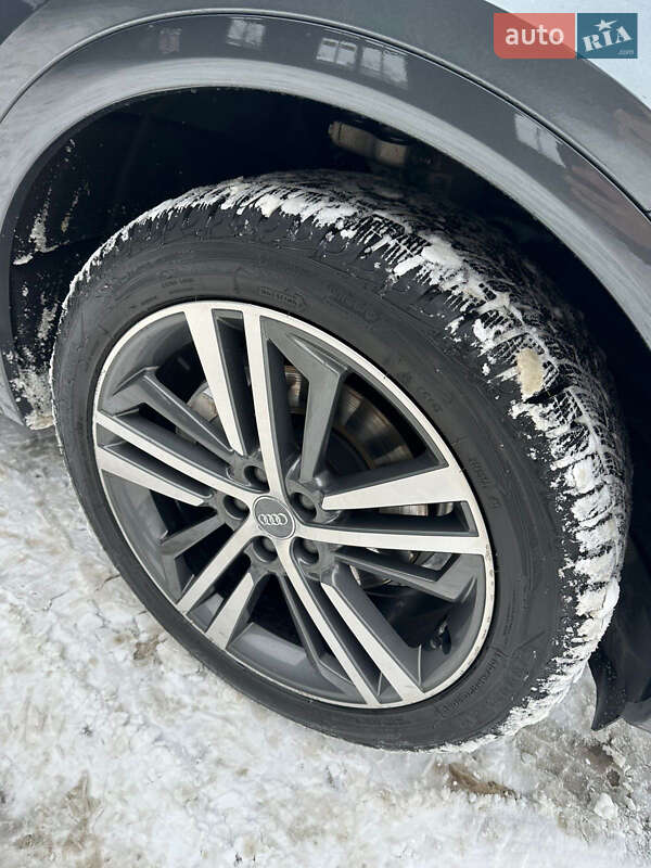 Внедорожник / Кроссовер Audi Q5 2017 в Львове