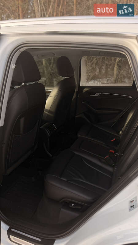 Позашляховик / Кросовер Audi Q5 2014 в Полтаві