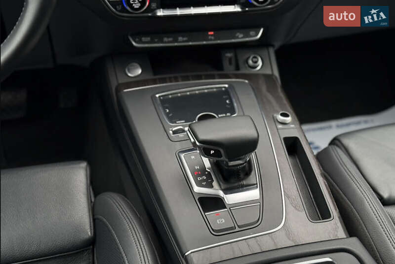 Внедорожник / Кроссовер Audi Q5 2018 в Одессе фото 11 Внедорожник / Кроссовер Audi Q5 2018 в Одессе