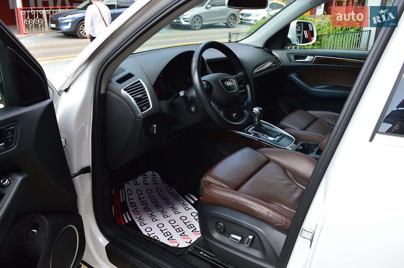 Внедорожник / Кроссовер Audi Q5 2015 в Стрые