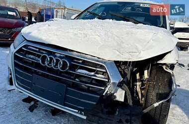 Позашляховик / Кросовер Audi Q5 2017 в Києві