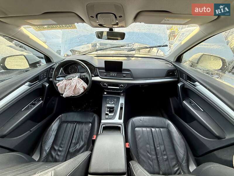 Внедорожник / Кроссовер Audi Q5 2017 в Киеве