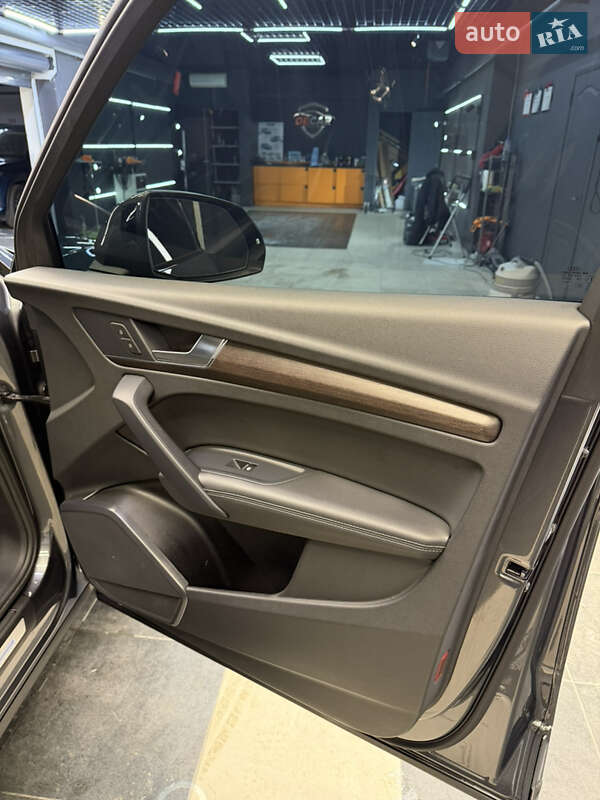 Внедорожник / Кроссовер Audi Q5 2021 в Киеве фото 34 Внедорожник / Кроссовер Audi Q5 2021 в Киеве