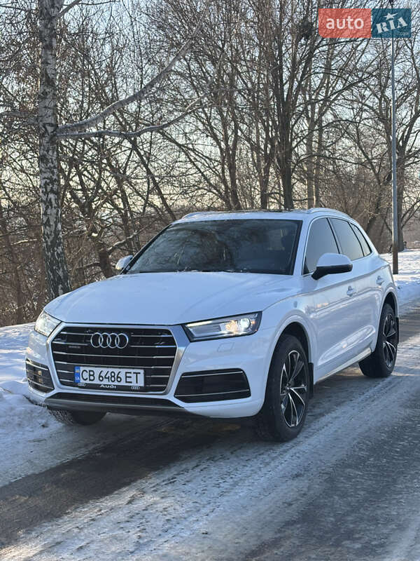 Внедорожник / Кроссовер Audi Q5 2019 в Киеве