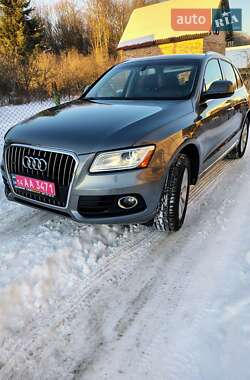 Позашляховик / Кросовер Audi Q5 2015 в Івано-Франківську
